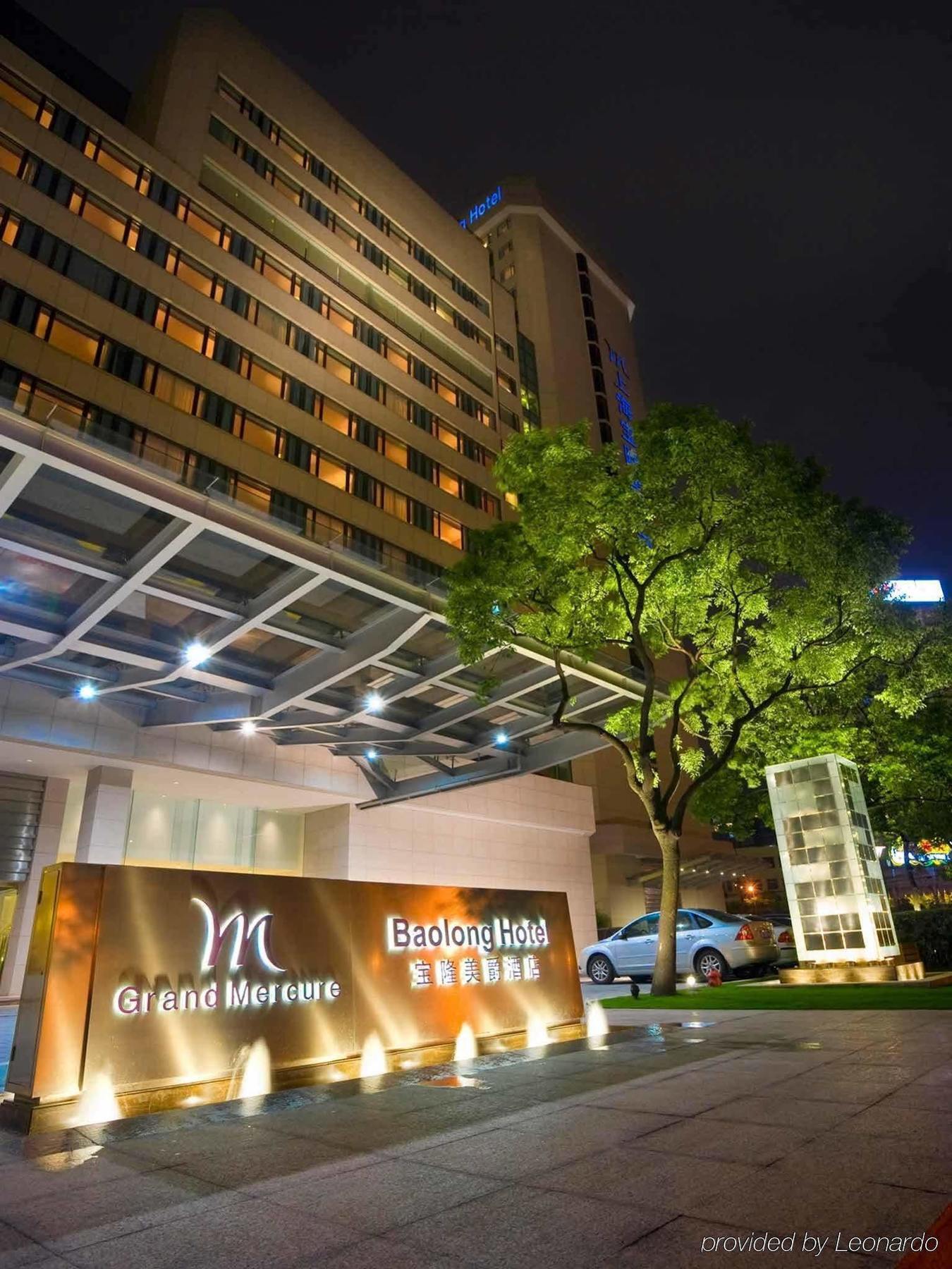 Baolong Hotel Shanghai Exterior photo